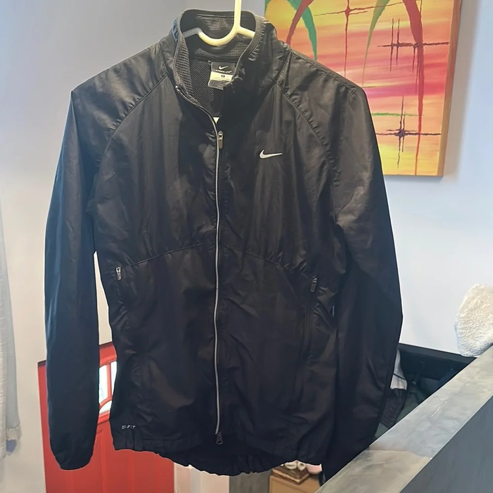 Nike Women’s Black Running Jacket - Picture 1 of 5